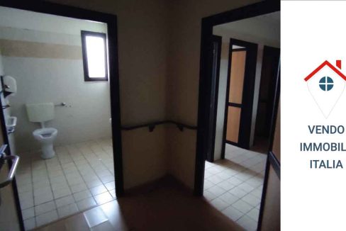 Locale-commerciale-via-piave-Latina-15