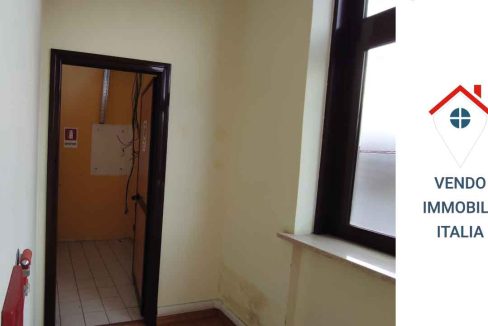 Locale-commerciale-via-piave-Latina-32