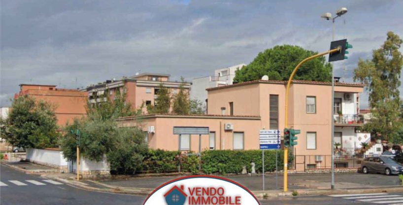 Locale commerciale 160mq via romagnoli latina lt