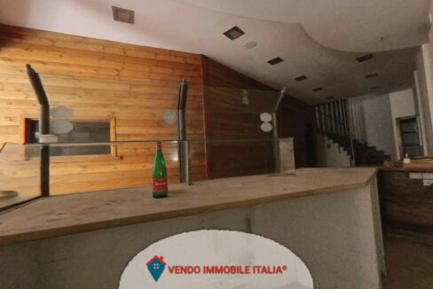 Locale-via-ninfina-Cori-LT-09