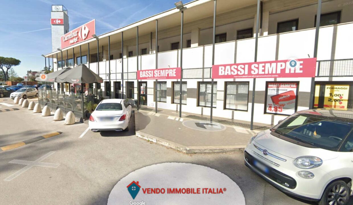 Locale-commerciale-via-isonzo-Latina-LT-05