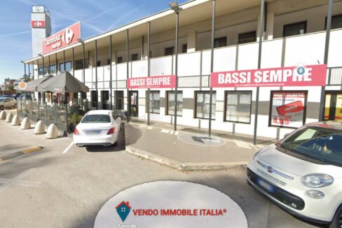 Locale-commerciale-via-isonzo-Latina-LT-05