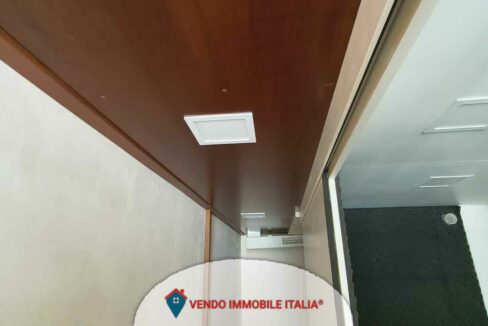 Locale-commerciale-via-cavour-Latina-LT-11