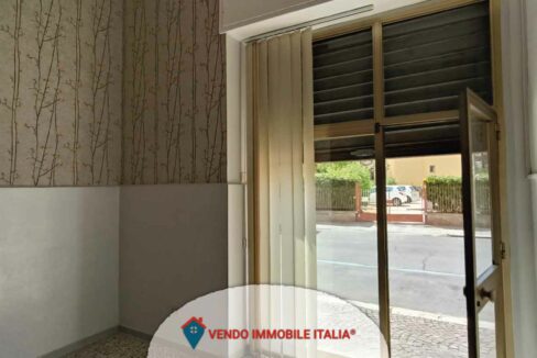 Locale commerciale via cavour-Latina LT di 55mq