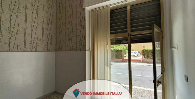 Locale commerciale via cavour-Latina LT di 55mq