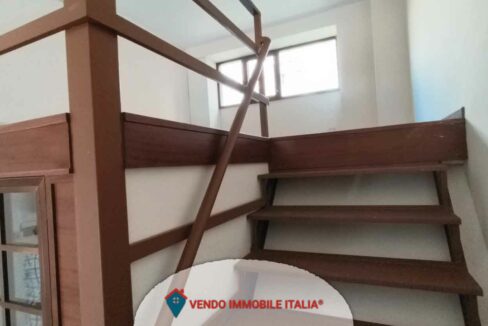 Locale-commerciale-via-cavour-Latina-LT-24