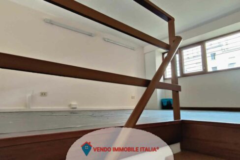 Locale-commerciale-via-cavour-Latina-LT-26