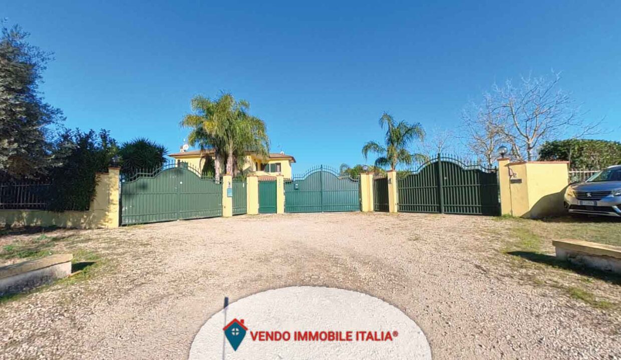 villino-via-dellanatra-borgo-podgora-lt-36